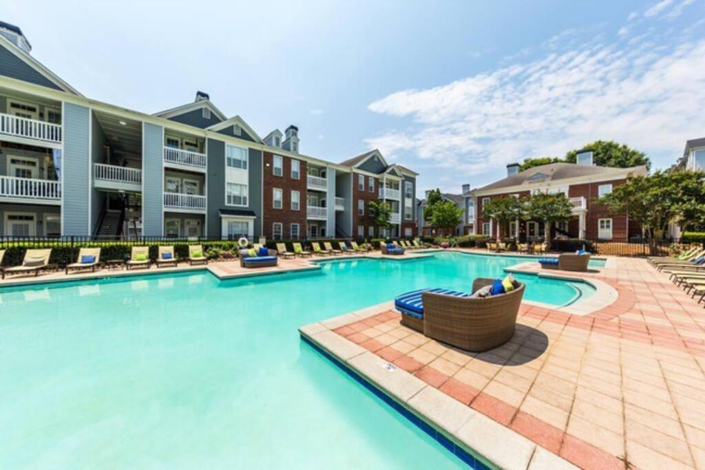 Ferienwohnung Heartbeat Of Atl- Gated Community, Pool, Gym, And Much More! Atlanta Exterior foto